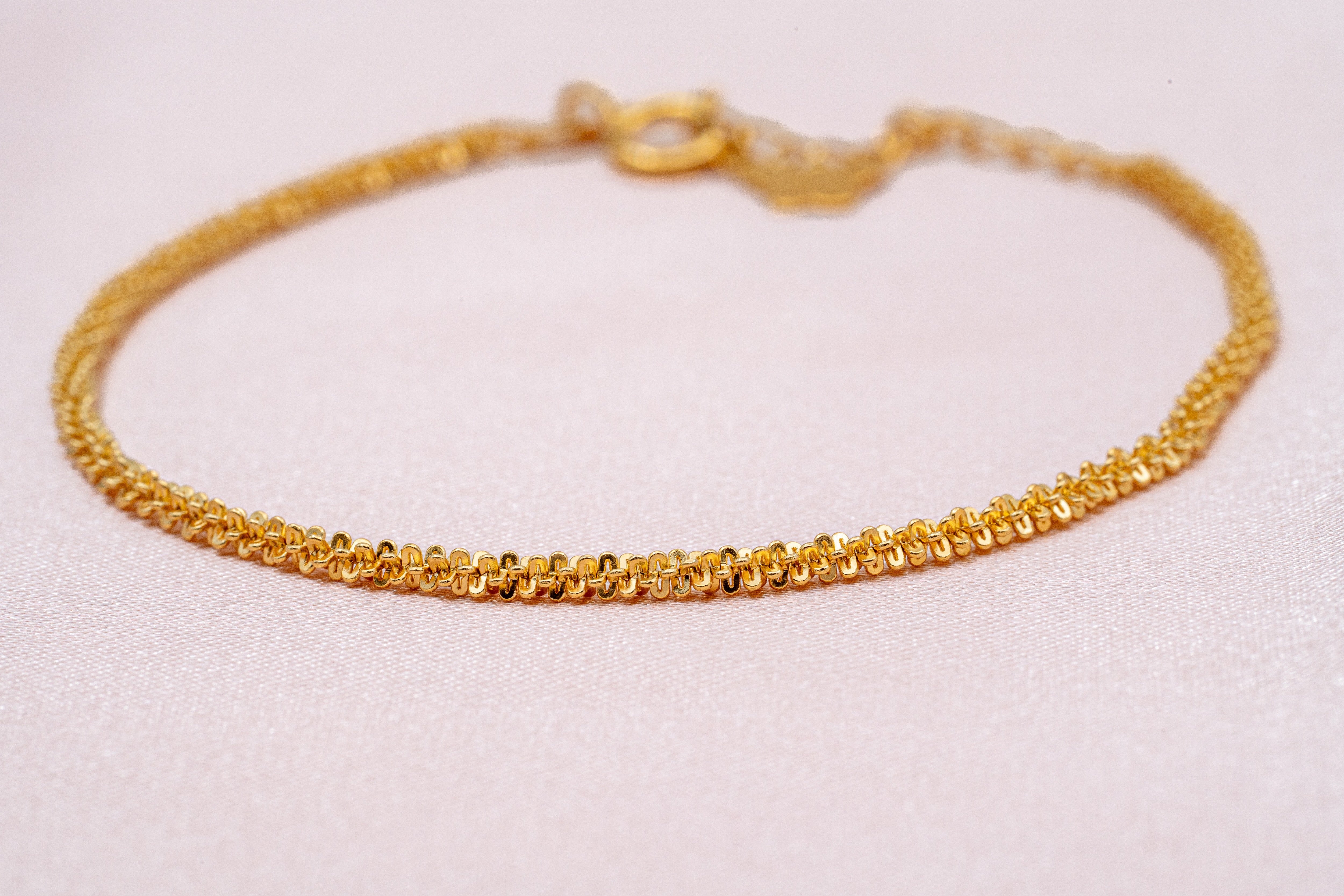 Golden Chain-Link Bracelet